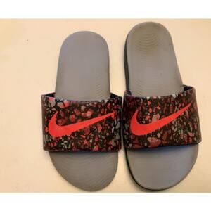 Nike Camo sandals slip on boys 5Y